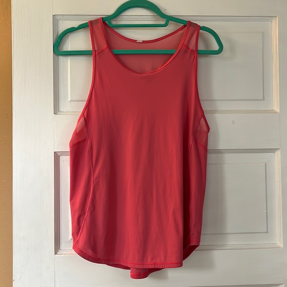 Pink lululemon sculpt tank